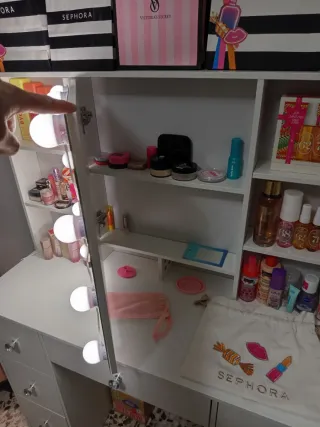 Tocador con Luces LED a estrenar.