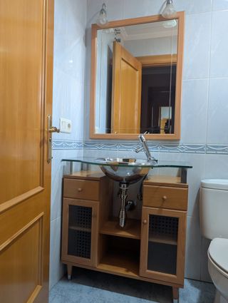 Mueble de baño completo madera y cristal