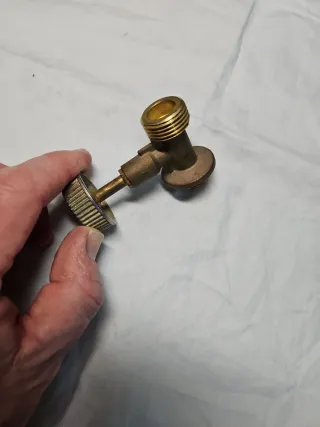 Llave de paso GAS latón