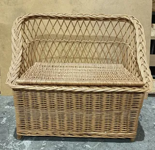 Banco arcón infantil mimbre y madera