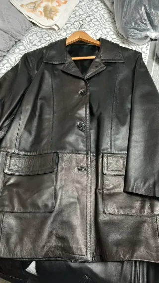 Chaqueta de piel para mujer