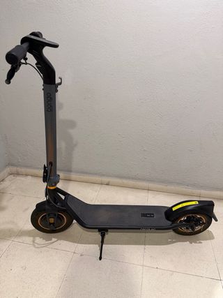 Patinete Eléctrico Cecotec Bongo D30 XL