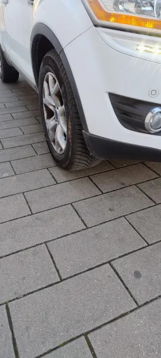 Ford Kuga 2012 leds frontal ass.aparcam.del.tras.