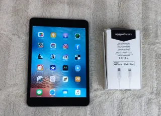 iPad Mini 2012 16GB Nero + Cavo