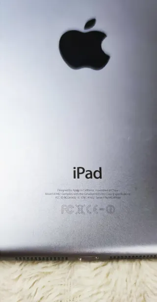 iPad Mini 2012 16GB Nero + Cavo