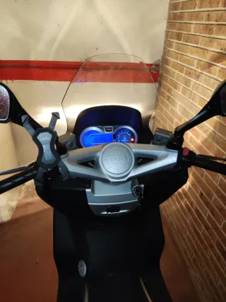 Ciclomotor 125CC Scooter Automático