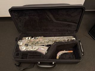 Sassofono con cristalli Swarovski