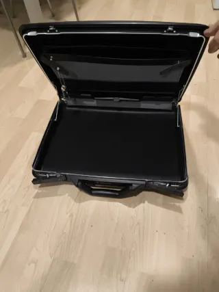 Maletín Rígido Samsonite Negro