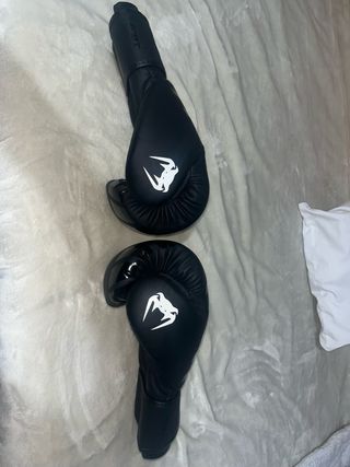 Guantes de Boxeo Venum 16 onzas