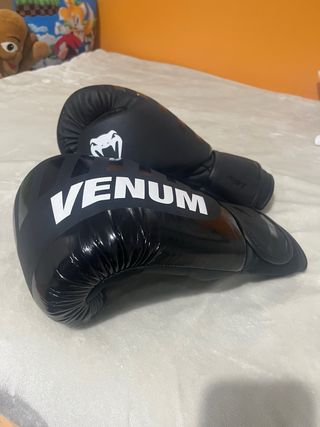 Guantes de Boxeo Venum 16 onzas