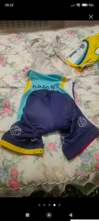 Equipacion ciclismo Astana talla m