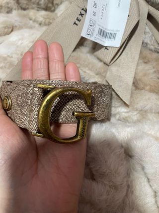 Cinturón Guess Beige y Dorado