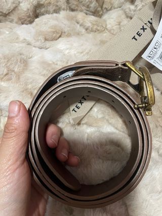 Cinturón Guess Beige y Dorado