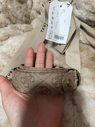 Cinturón Guess Beige y Dorado