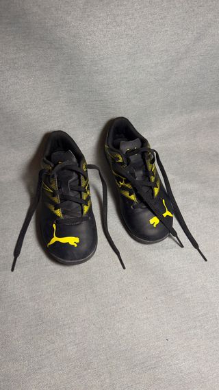 Botas de fútbol Puma niño Talla 29