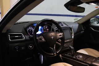 Maserati Ghibli Maserati Ghibli Granlusso V6 275 HP D RWD