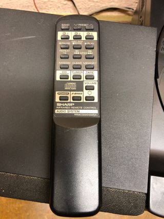 Equipo estéreo SHARP. Doble cassette, triple CD