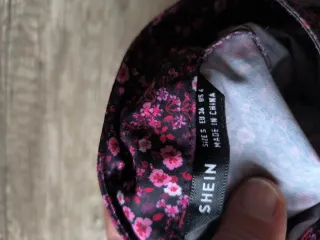 Blusa floral Shein Talla S