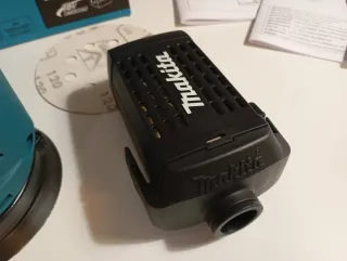 Lijadora Orbital Makita DBO180Z 18V nueva!