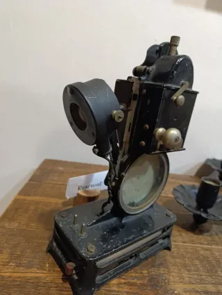 Proyector Cine Pathé-Baby 9,5mm