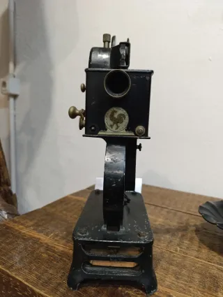 Proyector Cine Pathé-Baby 9,5mm