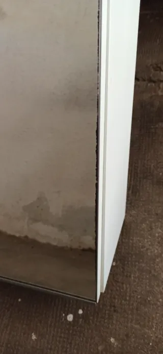 Armario de baño con espejo