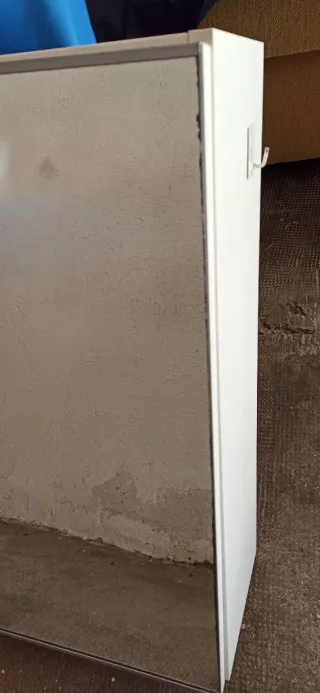 Armario de baño con espejo