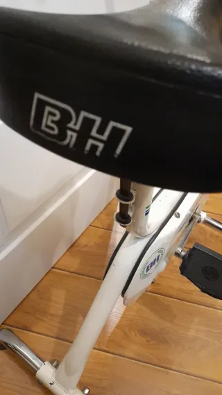 Bicicleta Estática BH Home Bike