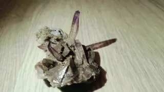 Cuarzo Amatista Veracruz sobre Calcita