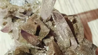 Cuarzo Amatista Veracruz sobre Calcita