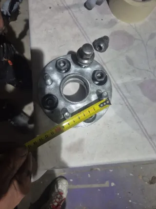 Separadores de Ruedas y Tornillos