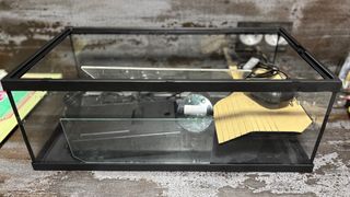 Tortuguera/Terrario con rampa y accesorios