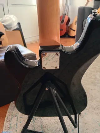 Bajo Eléctrico Supreme Precision Bass Negro