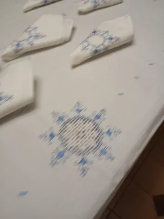 Mantelería Lagartera Bordada a Mano nueva ñ