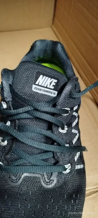 Zapatillas Nike Zoom Vomero Talla 39 Negras