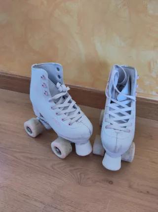 Patines blancos talla 32