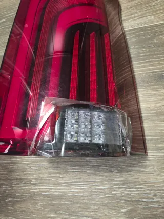 Pilotos Traseros Mercedes Clase V