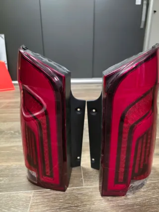 Pilotos Traseros Mercedes Clase V