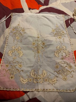 Manteletas niña fallera doradas