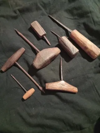 Set antichi attrezzi da lavoro