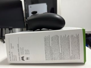 Mando Xbox Series X|S / Xbox One (sin cable)