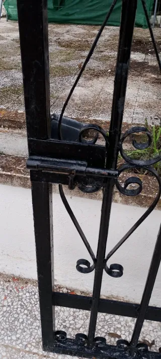 Puerta de Hierro y Forja