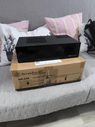 Silverstone ML09 Mini-ITX HTPC Torre