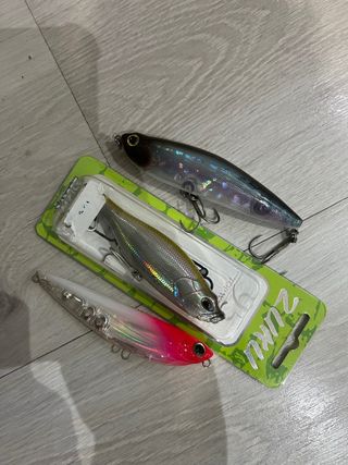 3 señuelos de pesca superficie