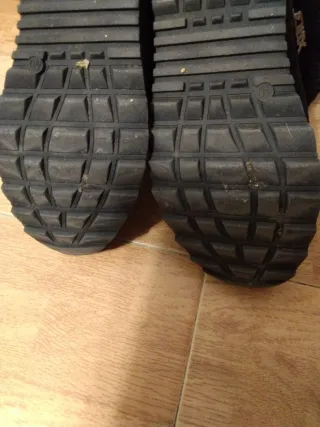 Botines negros mujer