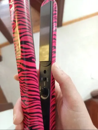 Piastra per capelli PYT rosa e viola