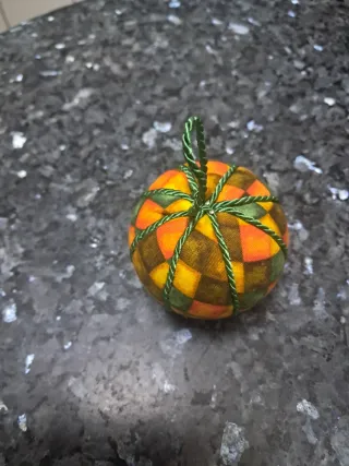 Bolas Navideñas Hechas a Mano diametro 21cm.