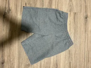 Sudadera Adidas Negra con Logo Azul