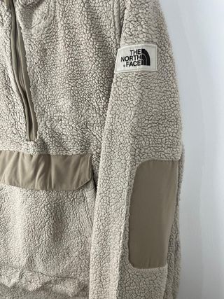 The North Face Campshire Pullover Hoodie Polar She