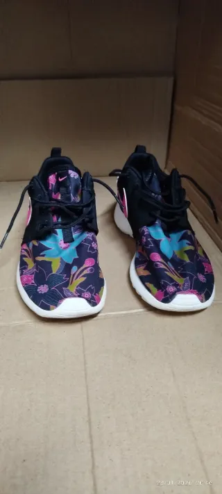 Zapatillas Nike T.38.5 Estampado Flores